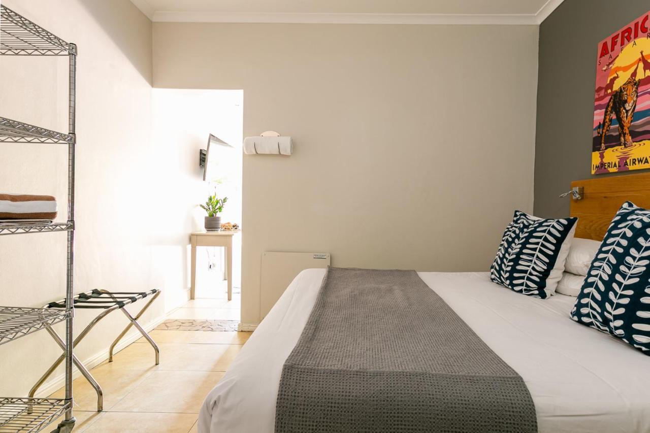 Apartment Studios- Camps Bay