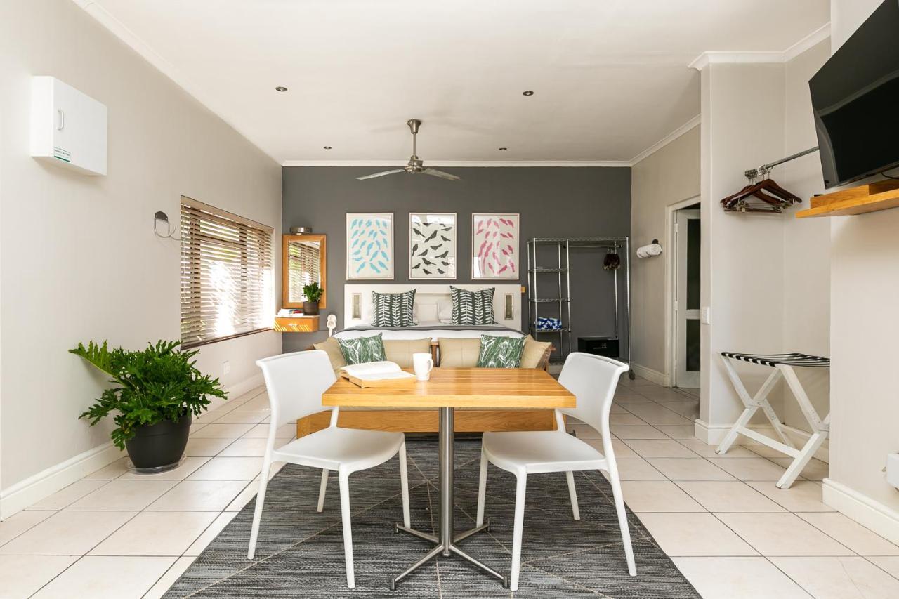 Apartment Studios- Camps Bay
